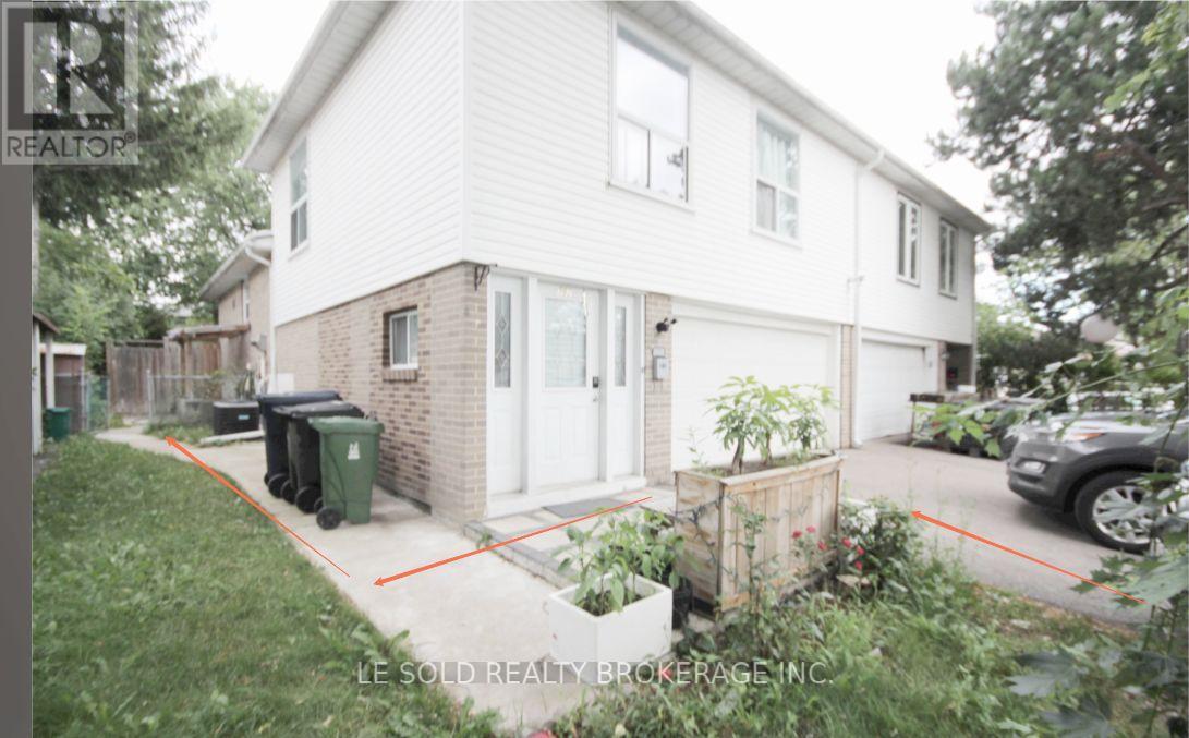 Bsmt - 362 Hollyberry Trail, Toronto, Ontario  M2H 2P6 - Photo 2 - C12484580