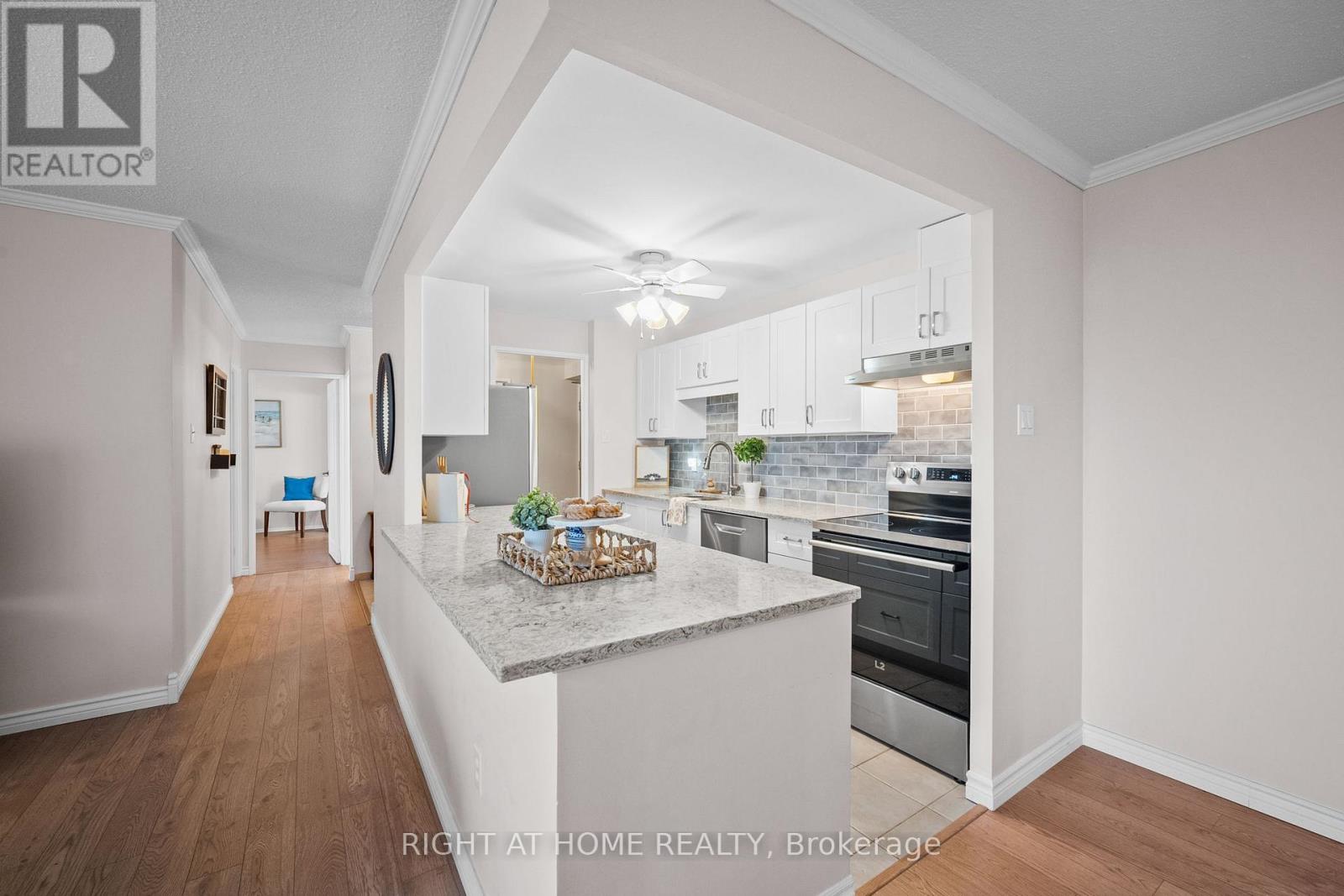 1006 - 1025 Richmond Road, Ottawa, Ontario  K2B 8G8 - Photo 12 - X12484323