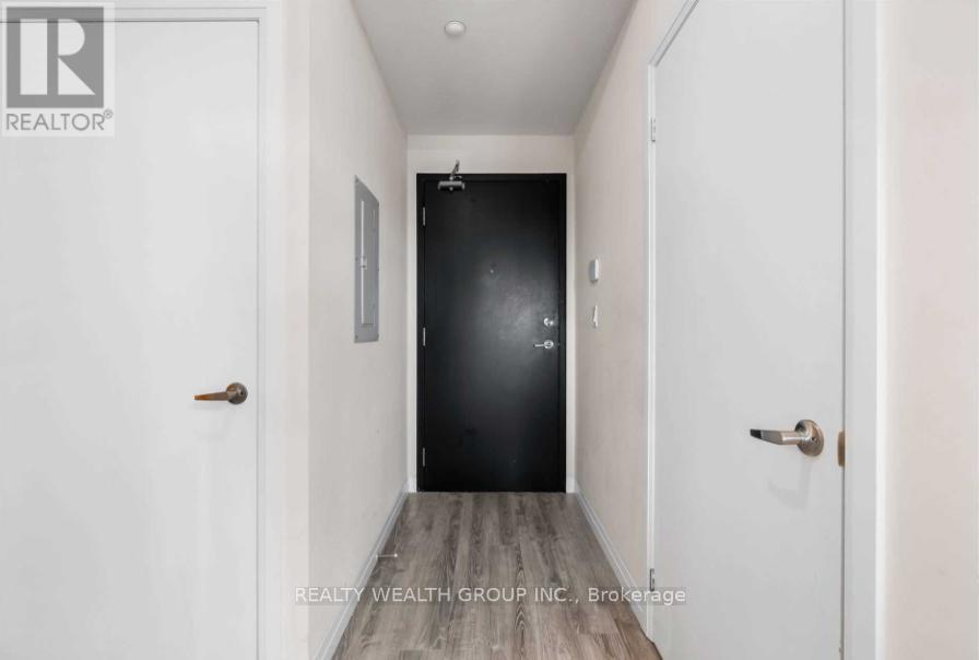 907 - 2150 Lawrence Avenue E, Toronto, Ontario  M1R 3A7 - Photo 2 - E12484587