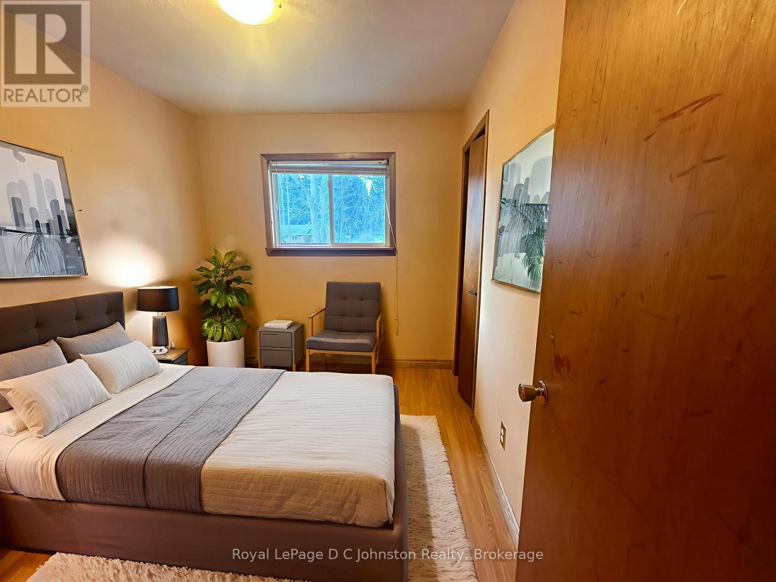 665 7th Street E, Owen Sound, Ontario  N4K 1J7 - Photo 15 - X12484636