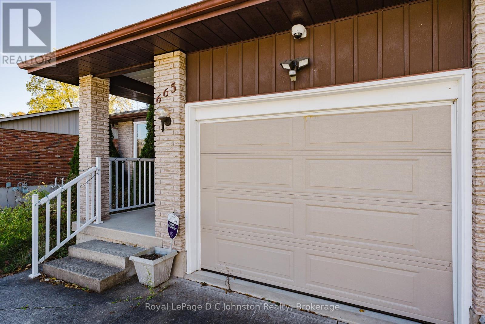 665 7th Street E, Owen Sound, Ontario  N4K 1J7 - Photo 35 - X12484636