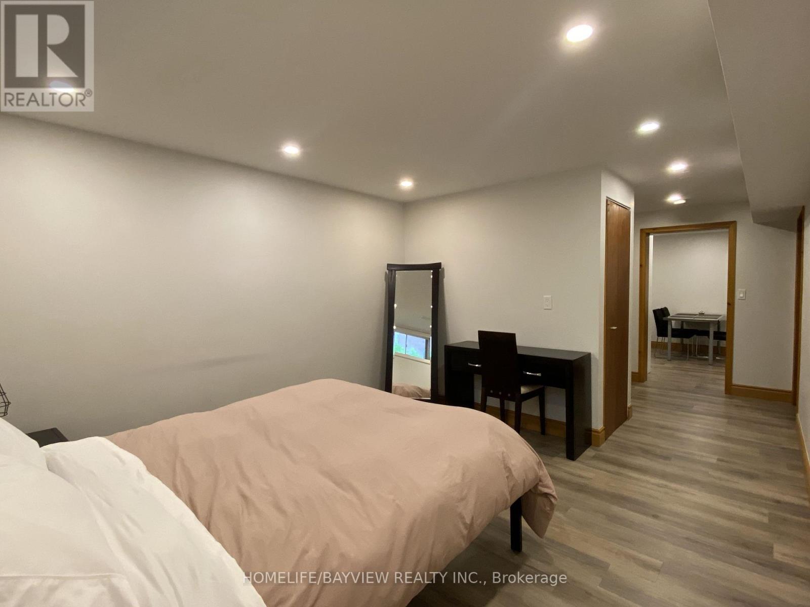 Bsmt Unit - 2 Westwood Lane, Richmond Hill, Ontario  L4C 6X9 - Photo 10 - N12484590