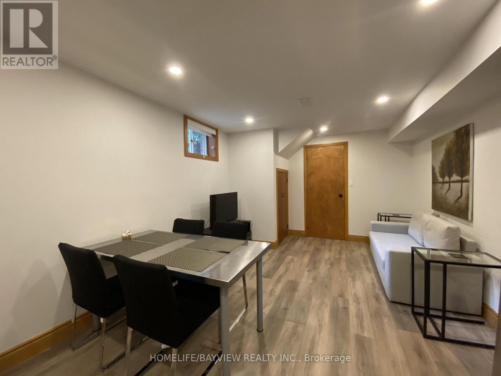 Bsmt Unit - 2 Westwood Lane, Richmond Hill, Ontario  L4C 6X9 - Photo 6 - N12484590