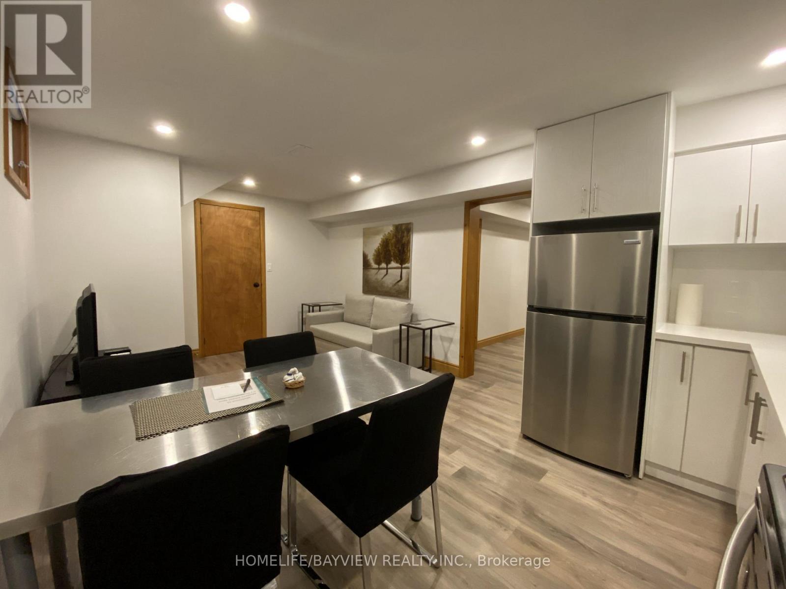 Bsmt Unit - 2 Westwood Lane, Richmond Hill, Ontario  L4C 6X9 - Photo 7 - N12484590