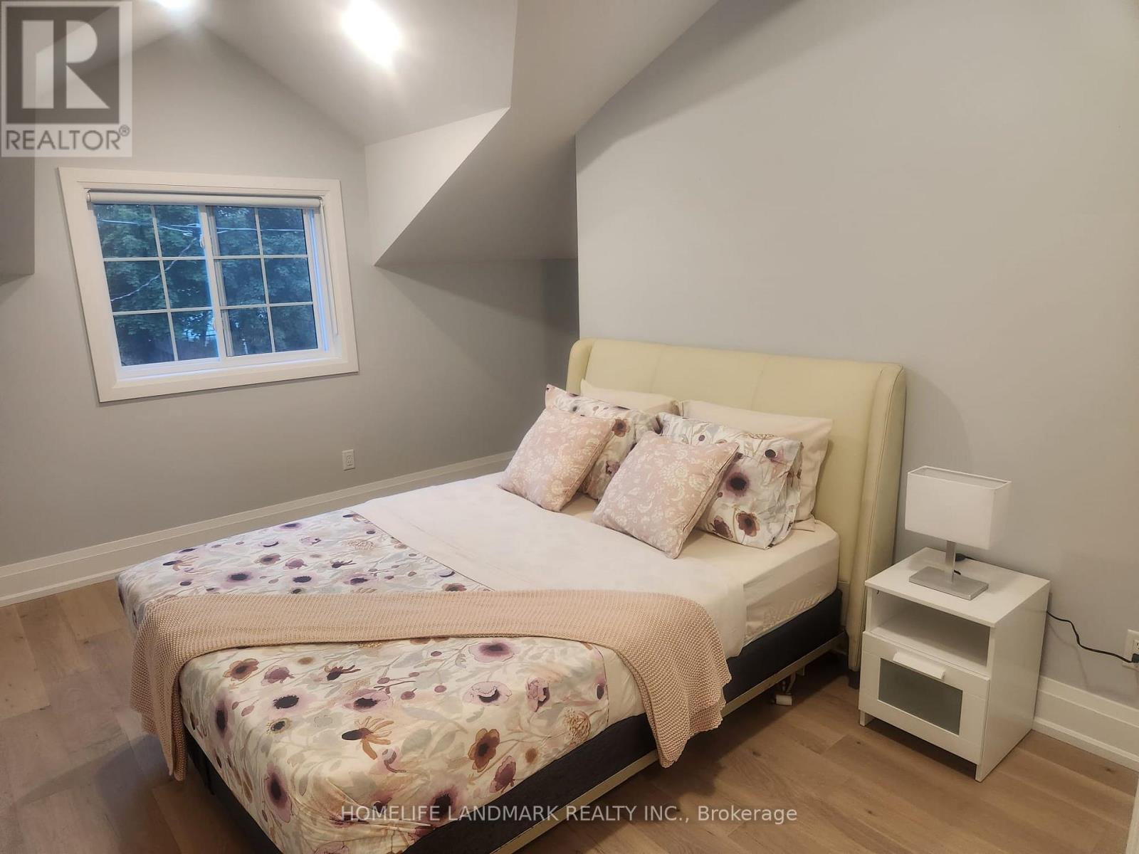 Main Unit - 452 D'arcy Street S, Newmarket, Ontario  L3Y 1N1 - Photo 13 - N12484591