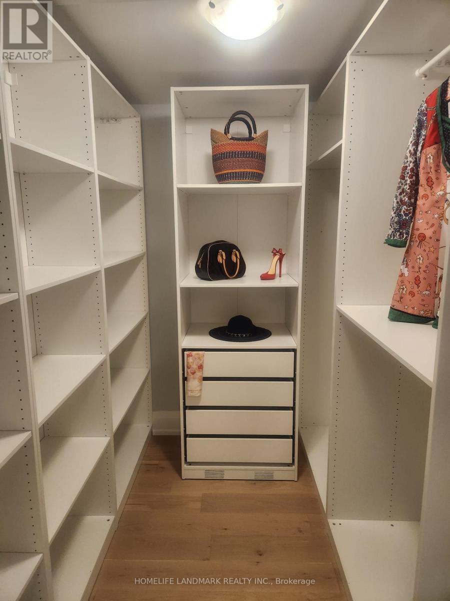 Main Unit - 452 D'arcy Street S, Newmarket, Ontario  L3Y 1N1 - Photo 8 - N12484591