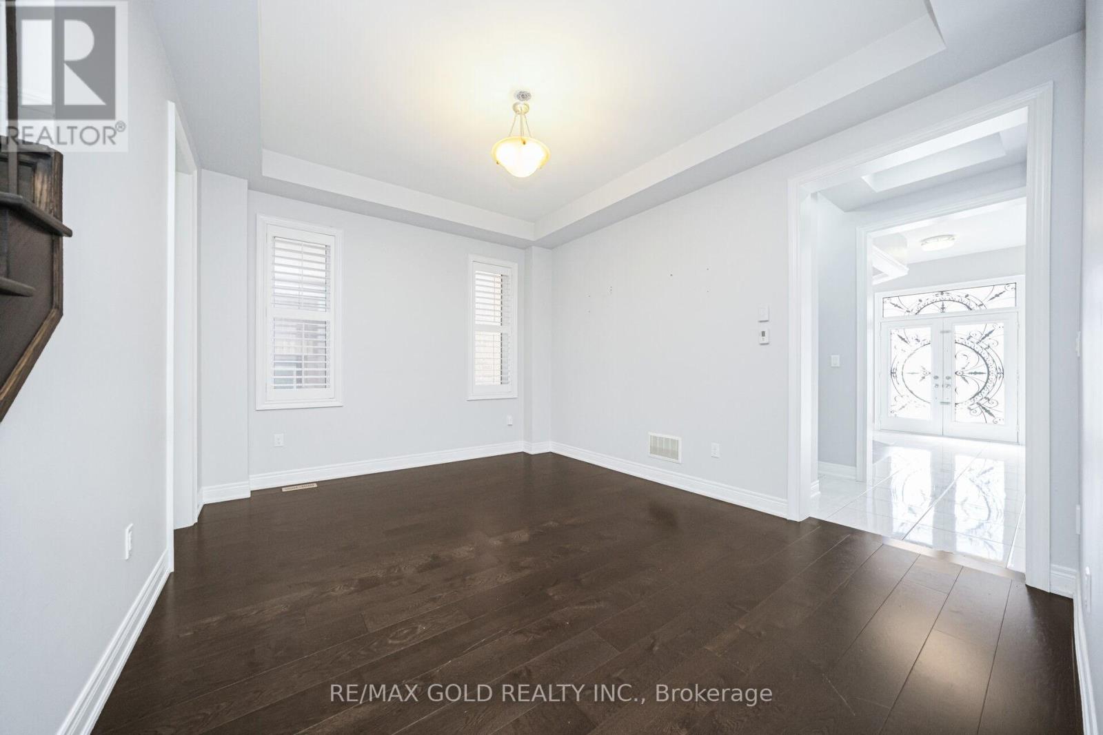 145 Kincardine Street, Vaughan, Ontario  L4H 4J3 - Photo 12 - N12484597