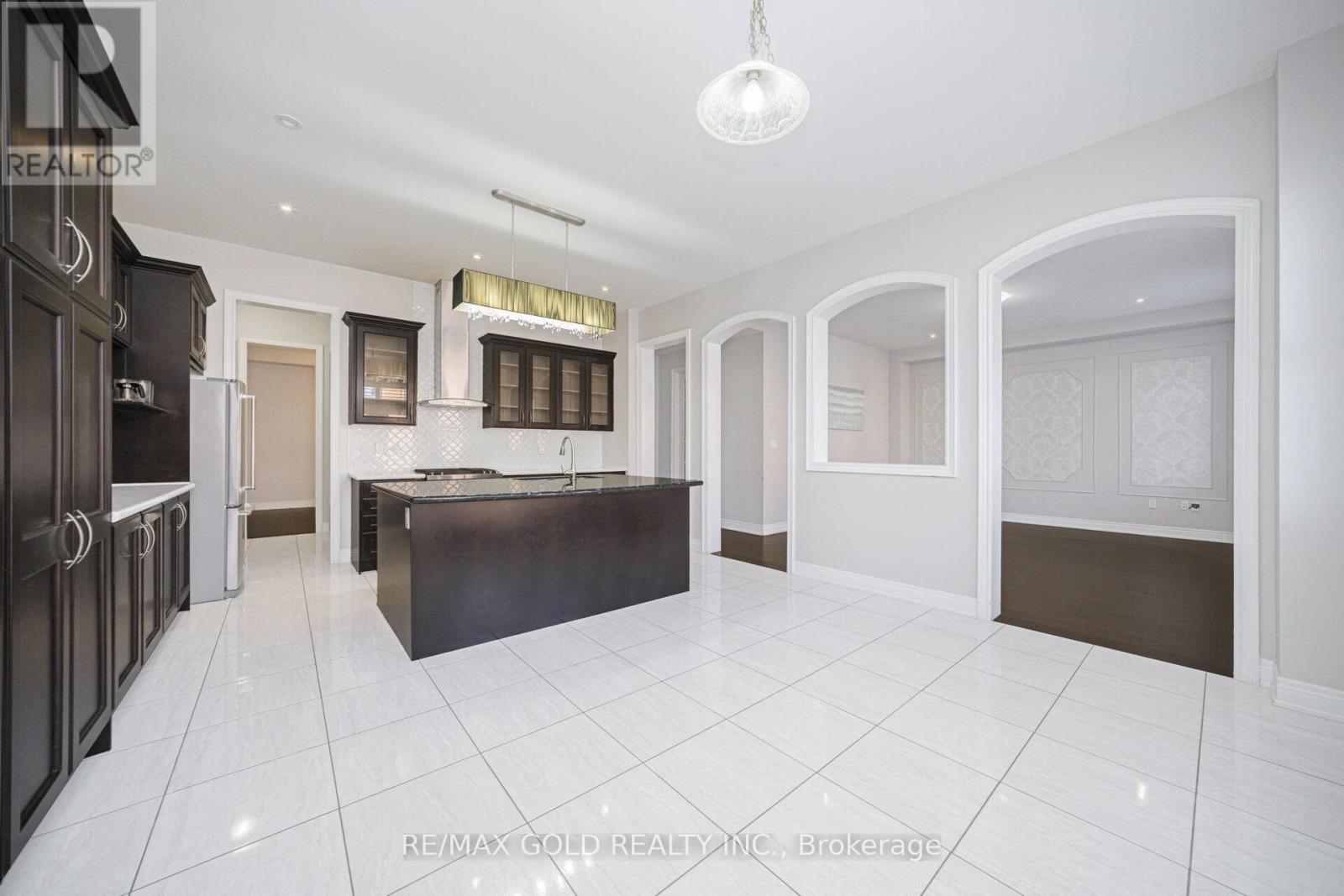 145 Kincardine Street, Vaughan, Ontario  L4H 4J3 - Photo 21 - N12484597