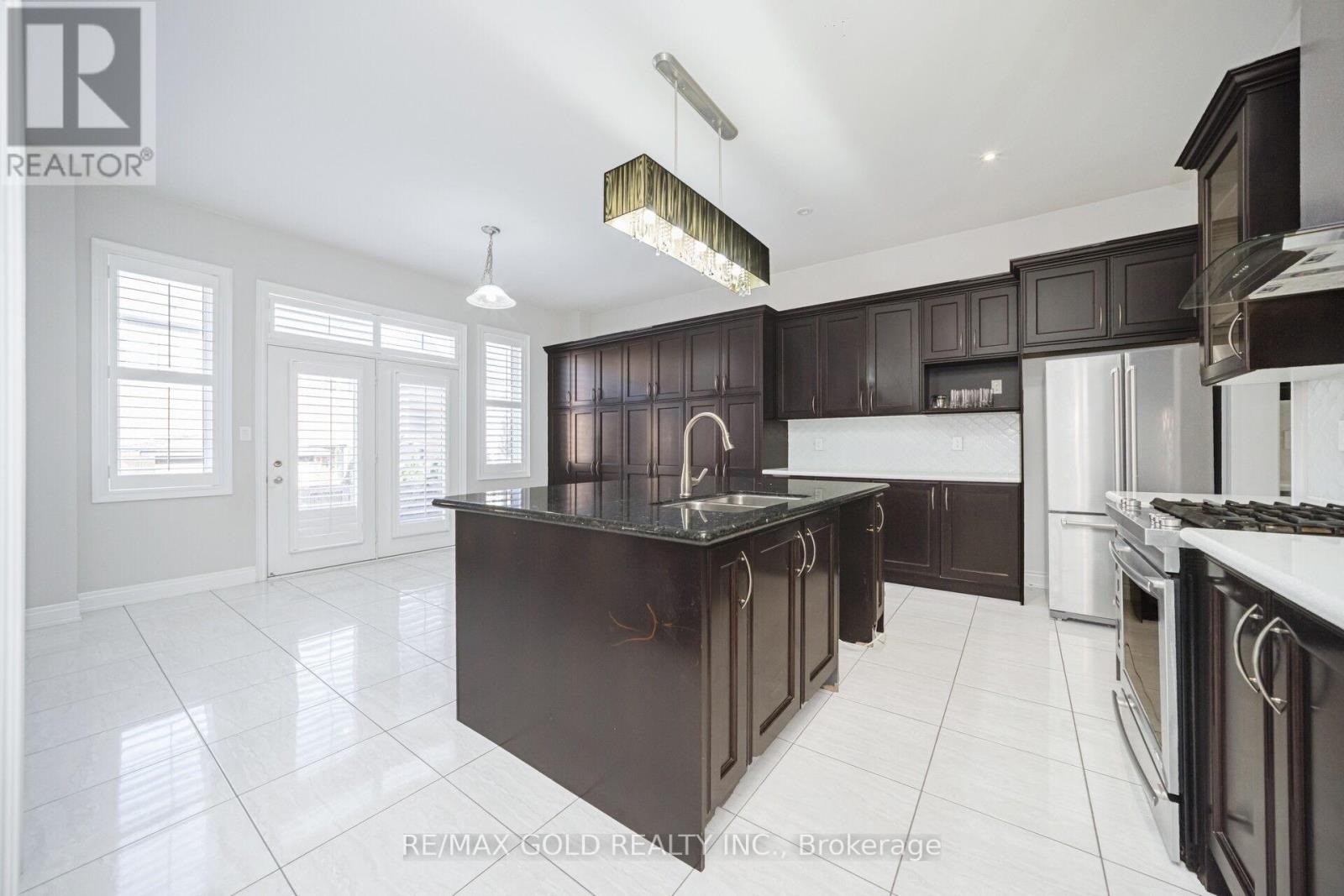 145 Kincardine Street, Vaughan, Ontario  L4H 4J3 - Photo 24 - N12484597