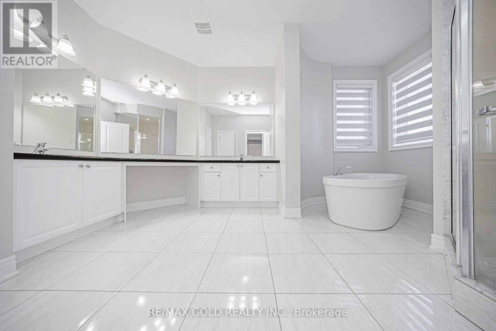 145 Kincardine Street, Vaughan, Ontario  L4H 4J3 - Photo 30 - N12484597