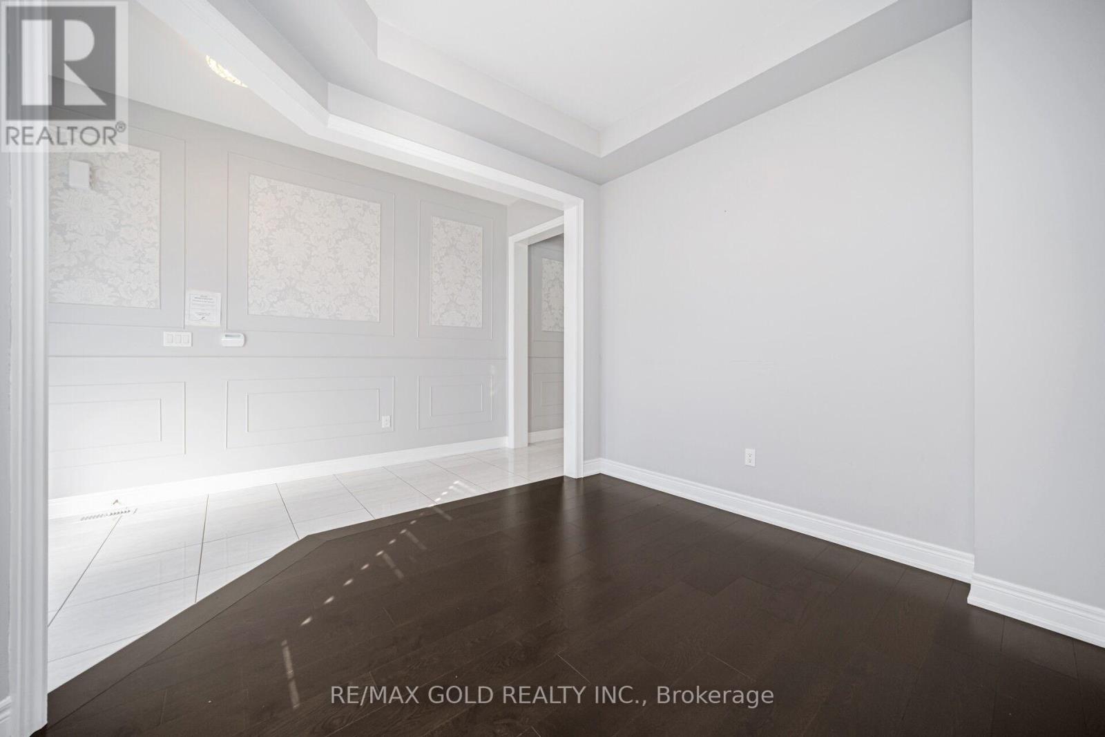 145 Kincardine Street, Vaughan, Ontario  L4H 4J3 - Photo 9 - N12484597