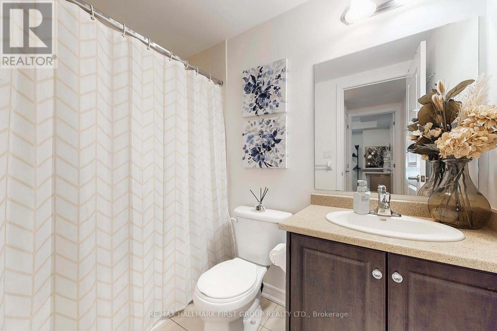 7 - 125 Kayla Crescent, Vaughan, Ontario  L6A 4W3 - Photo 26 - N12484599