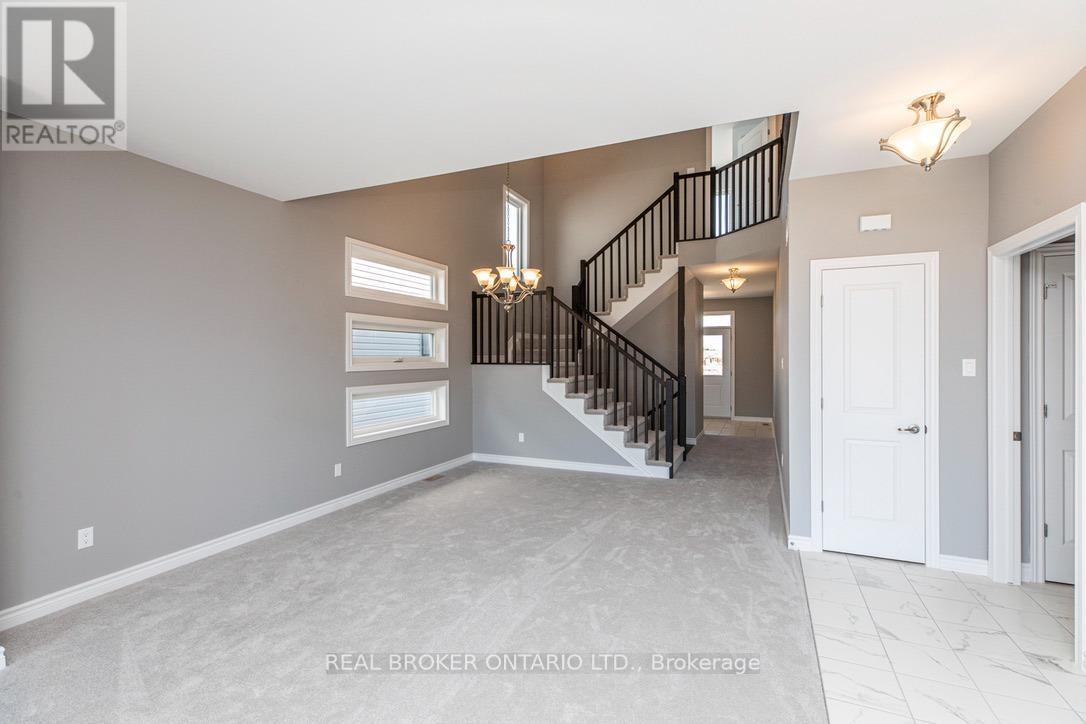 9 Griffith Way W, Carleton Place, Ontario  K7C 0R9 - Photo 10 - X12484650
