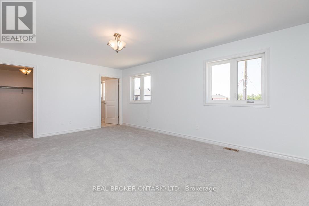 9 Griffith Way W, Carleton Place, Ontario  K7C 0R9 - Photo 19 - X12484650