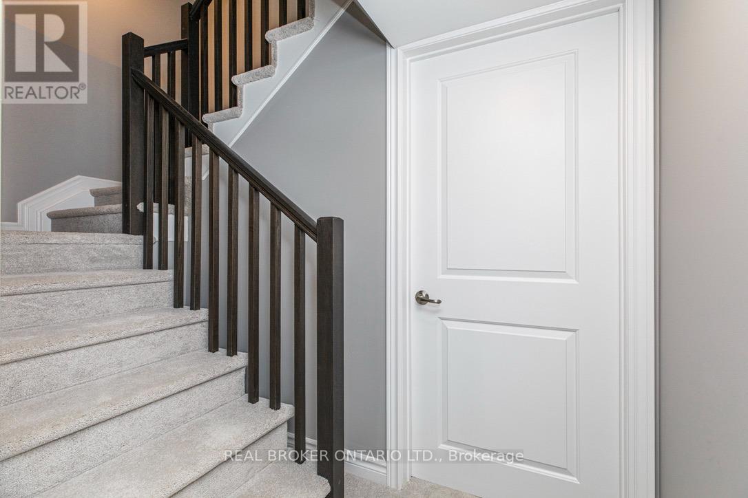 9 Griffith Way W, Carleton Place, Ontario  K7C 0R9 - Photo 29 - X12484650