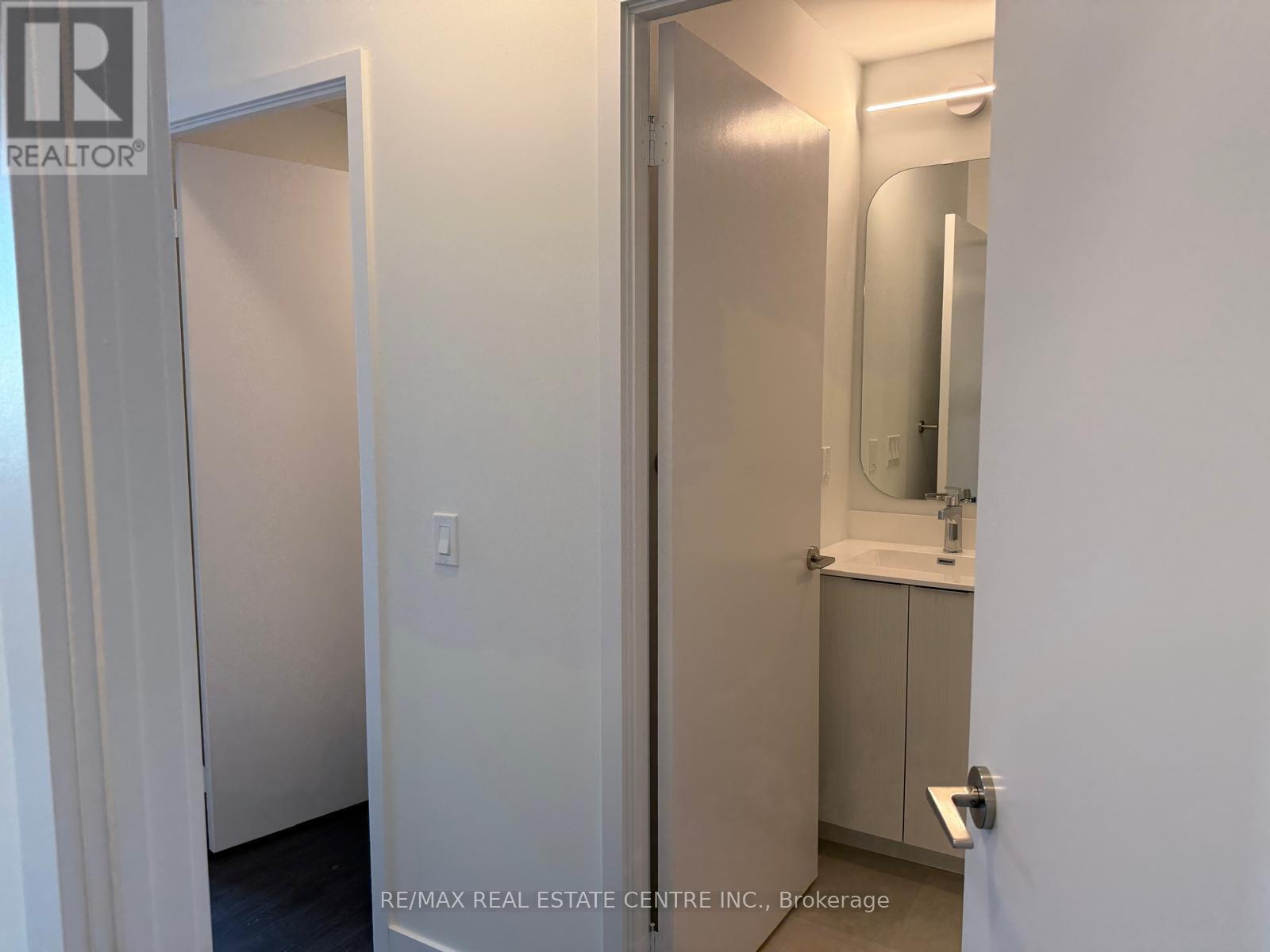 1614 - 15 Richardson Street, Toronto, Ontario M5A 0Y5 - Photo 49 - C12482552