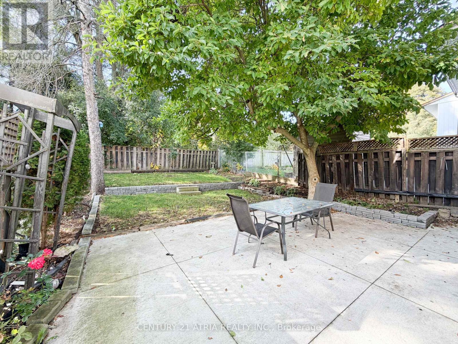 31 Hercules Court, Brampton, Ontario  L6S 1X6 - Photo 17 - W12484577