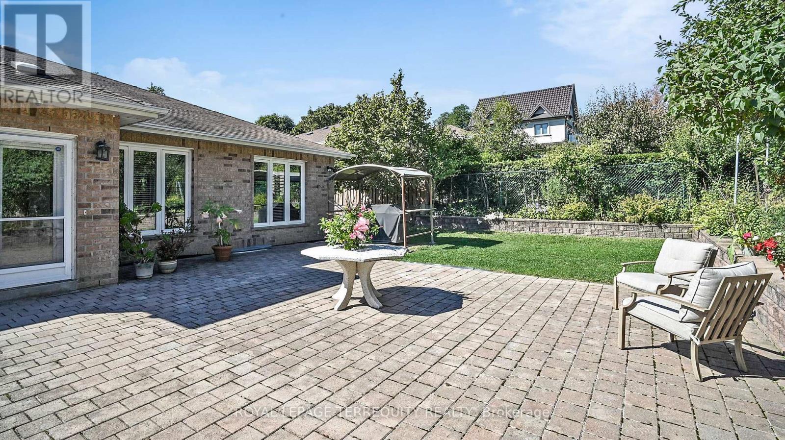 134 Hadrian Drive, Toronto, Ontario  M9W 1V4 - Photo 41 - W12484581