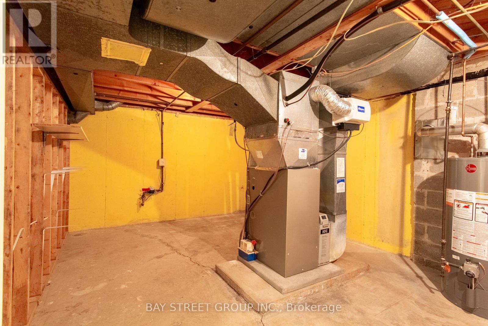 2 Parklane Crescent, St. Catharines, Ontario  L2T 3V1 - Photo 37 - X12484575