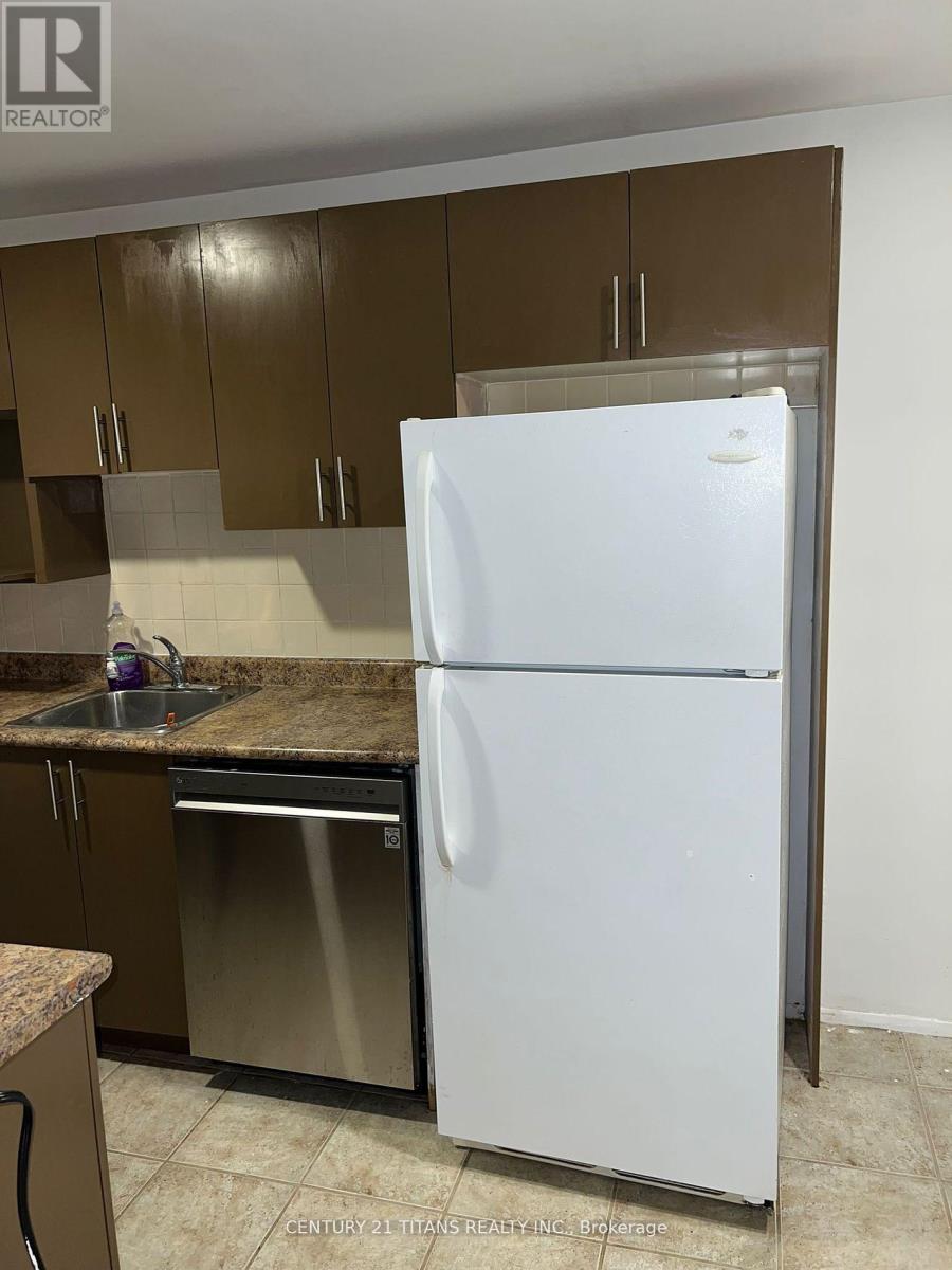 702 - 931 Wonderland Road, London South, Ontario  N6K 2X6 - Photo 6 - X12484598