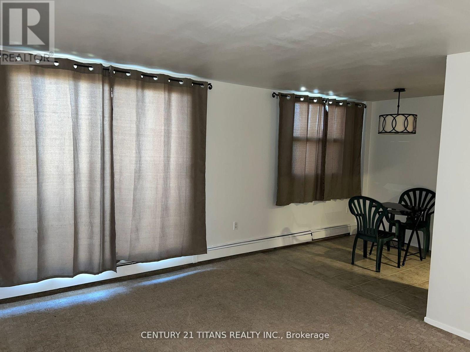 702 - 931 Wonderland Road, London South, Ontario  N6K 2X6 - Photo 8 - X12484598