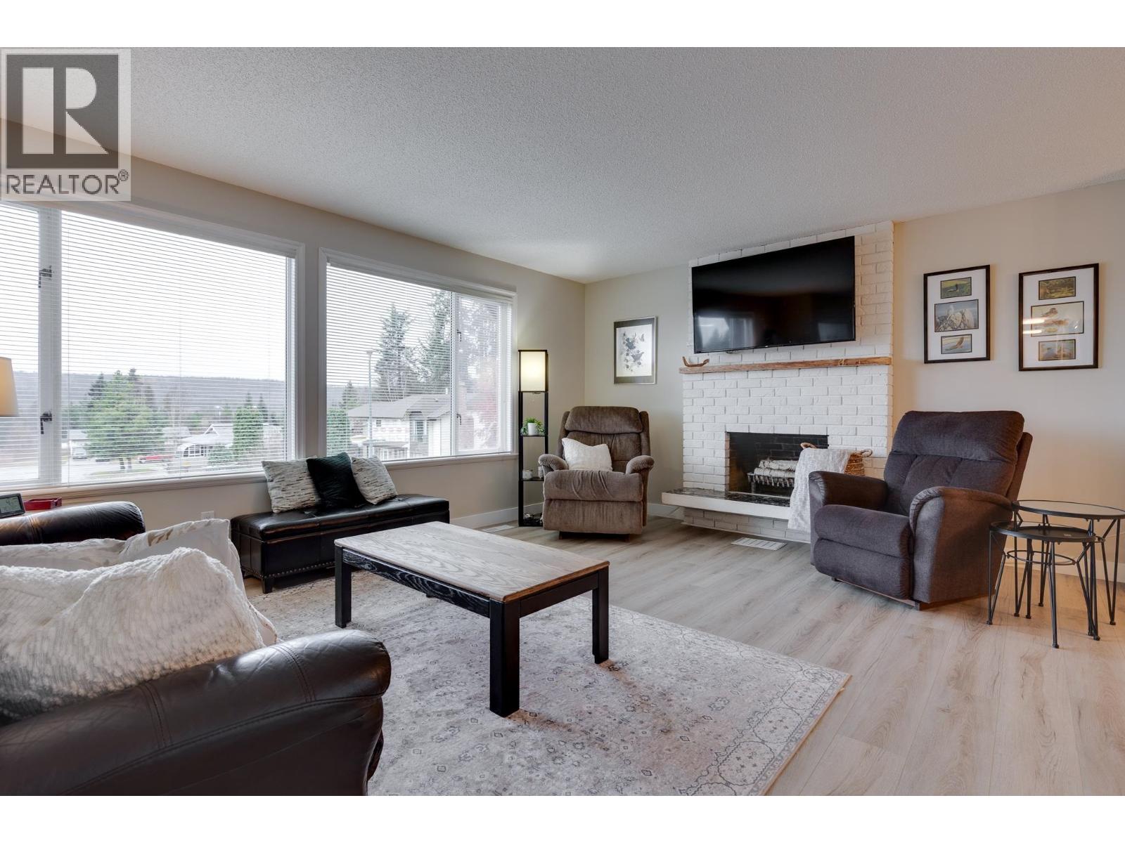 4882 North Meadow Road, Prince George, British Columbia  V2K 4E6 - Photo 10 - R3062258