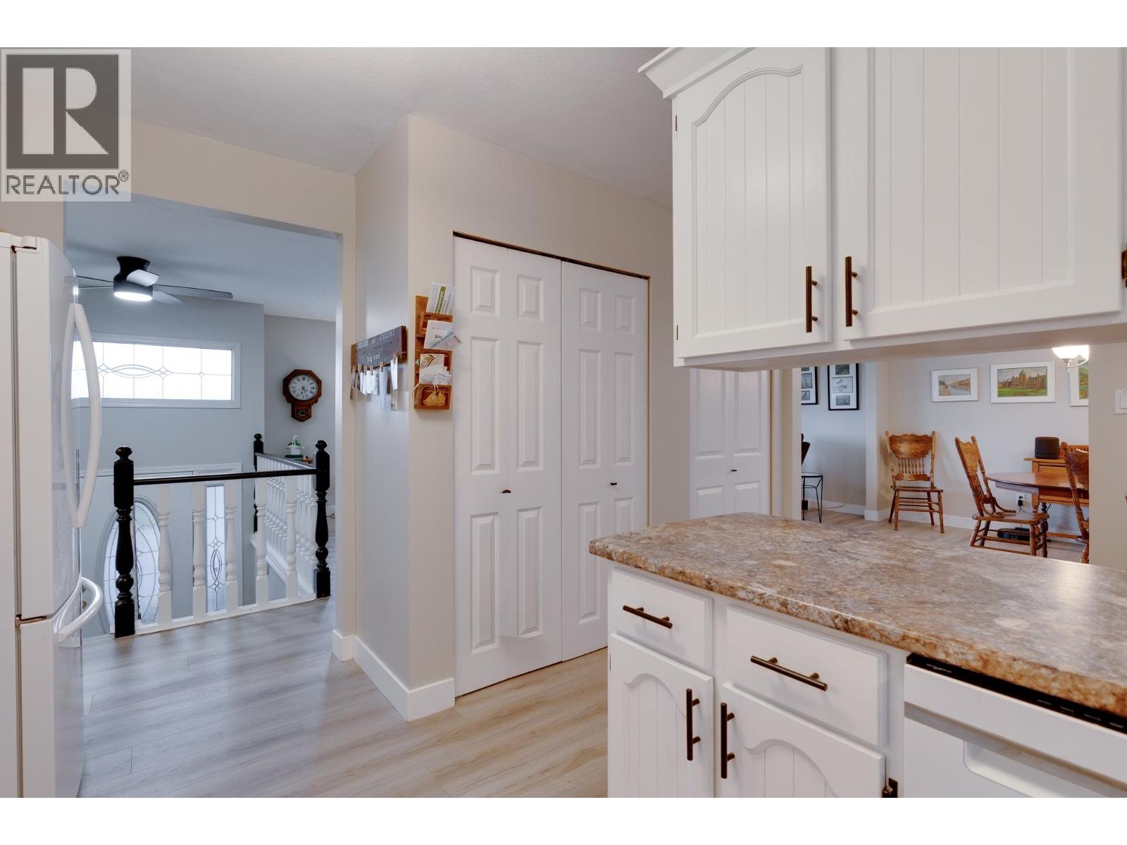 4882 North Meadow Road, Prince George, British Columbia  V2K 4E6 - Photo 4 - R3062258