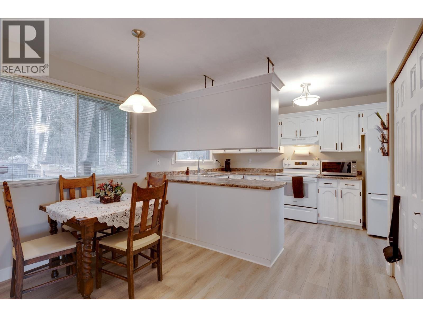 4882 North Meadow Road, Prince George, British Columbia  V2K 4E6 - Photo 5 - R3062258