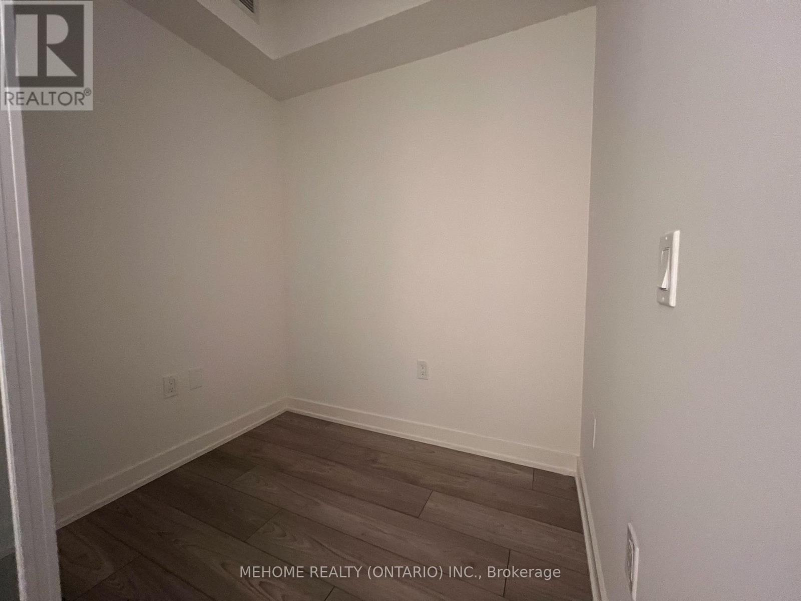 505 - 110 Broadway Avenue, Toronto, Ontario  M4P 1V7 - Photo 4 - C12484653