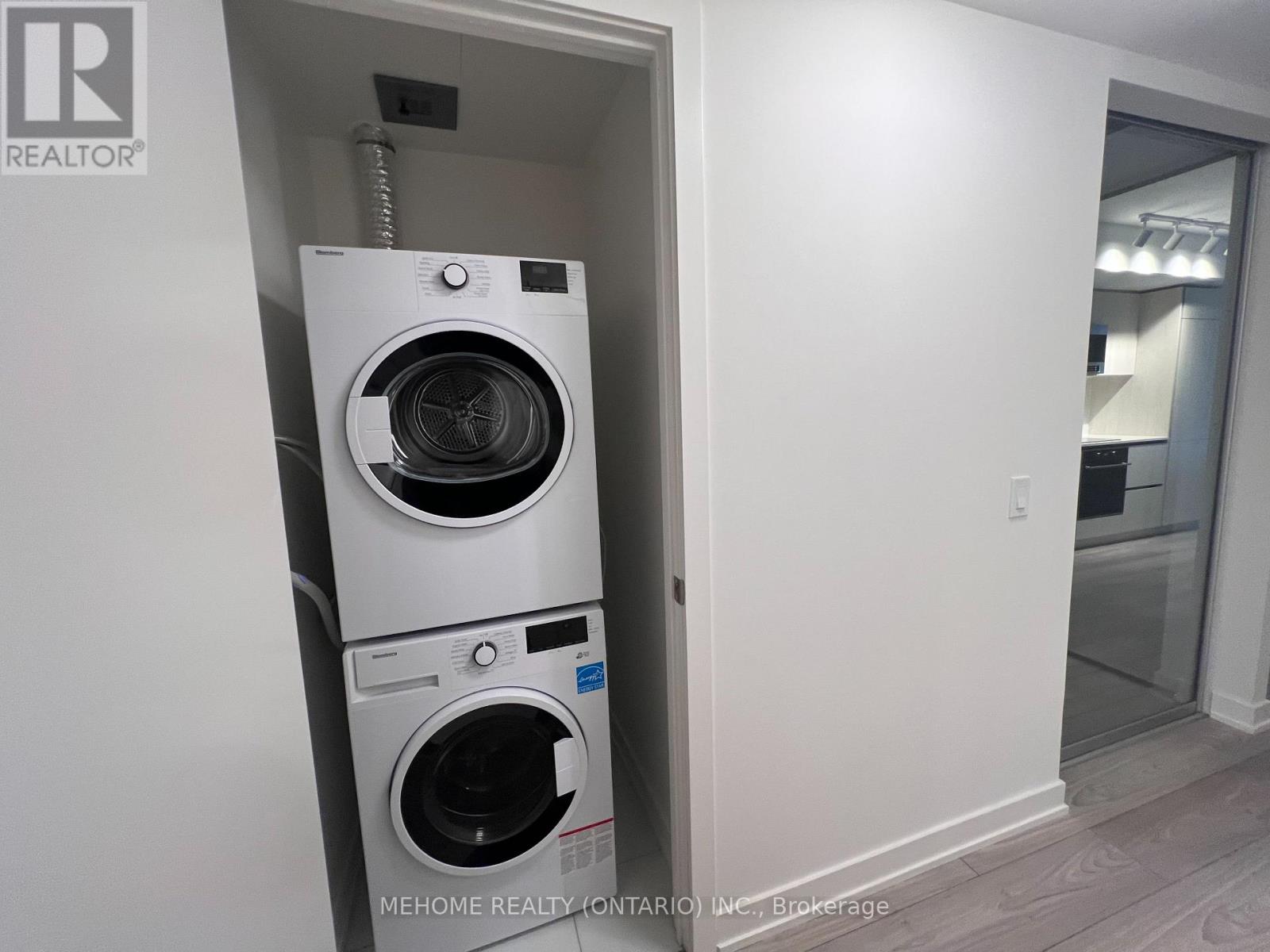 505 - 110 Broadway Avenue, Toronto, Ontario  M4P 1V7 - Photo 5 - C12484653