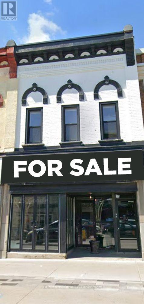 23 KING STREET N, Waterloo, Ontario