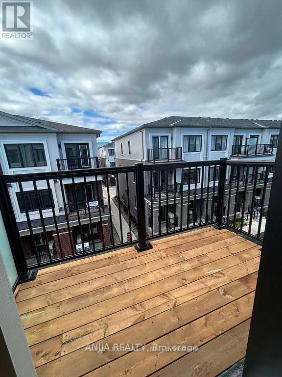 182 Matawin Lane, Richmond Hill, Ontario  L4B 3X9 - Photo 12 - N12484629