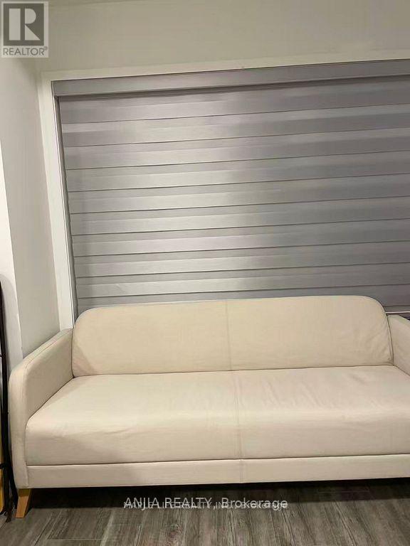 182 Matawin Lane, Richmond Hill, Ontario  L4B 3X9 - Photo 5 - N12484629