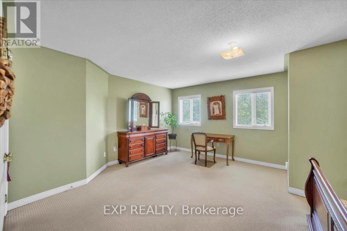 1 Vitlor Drive, Richmond Hill, Ontario  L4E 2Y4 - Photo 15 - N12484630