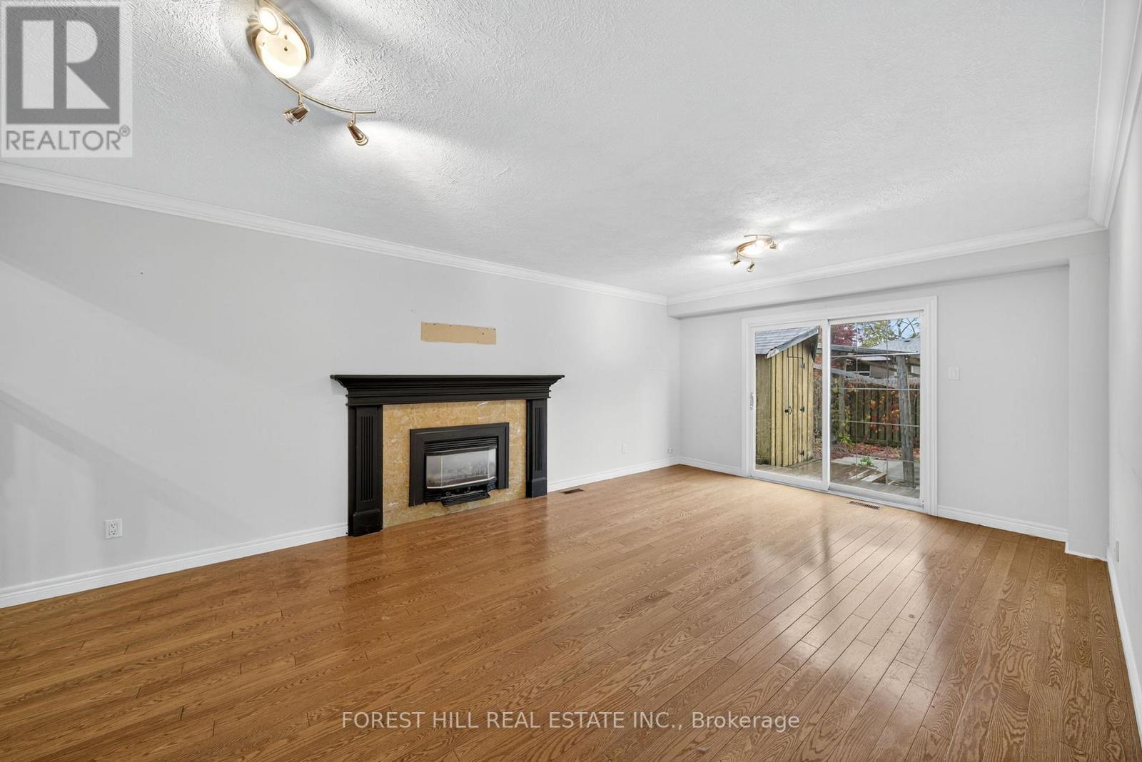 233 Rose Street, Barrie (Wellington), Ontario  L4M 2V3 - Photo 20 - S12484618