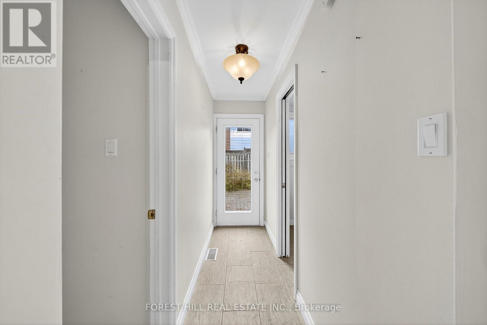233 Rose Street, Barrie (Wellington), Ontario  L4M 2V3 - Photo 24 - S12484618