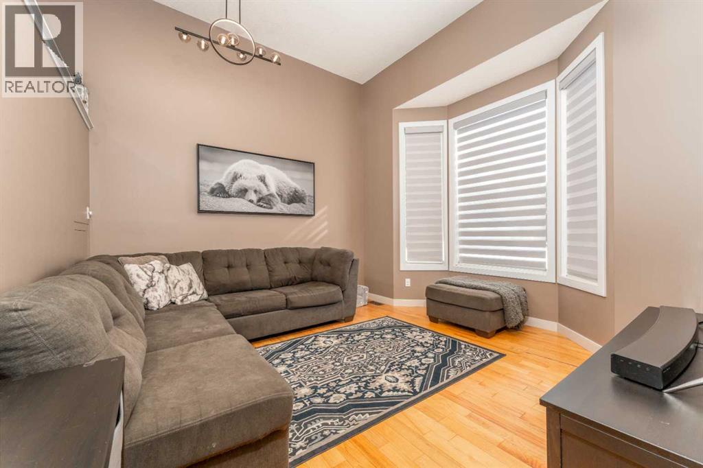 11 Mt Mcgillivary Drive, Exshaw, Alberta  T0L 2C0 - Photo 5 - A2248657