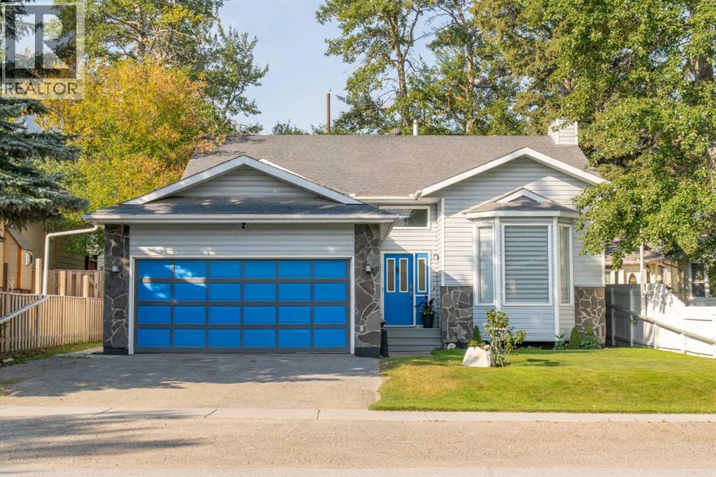 11 Mt Mcgillivary Drive, Exshaw, Alberta  T0L 2C0 - Photo 1 - A2248657