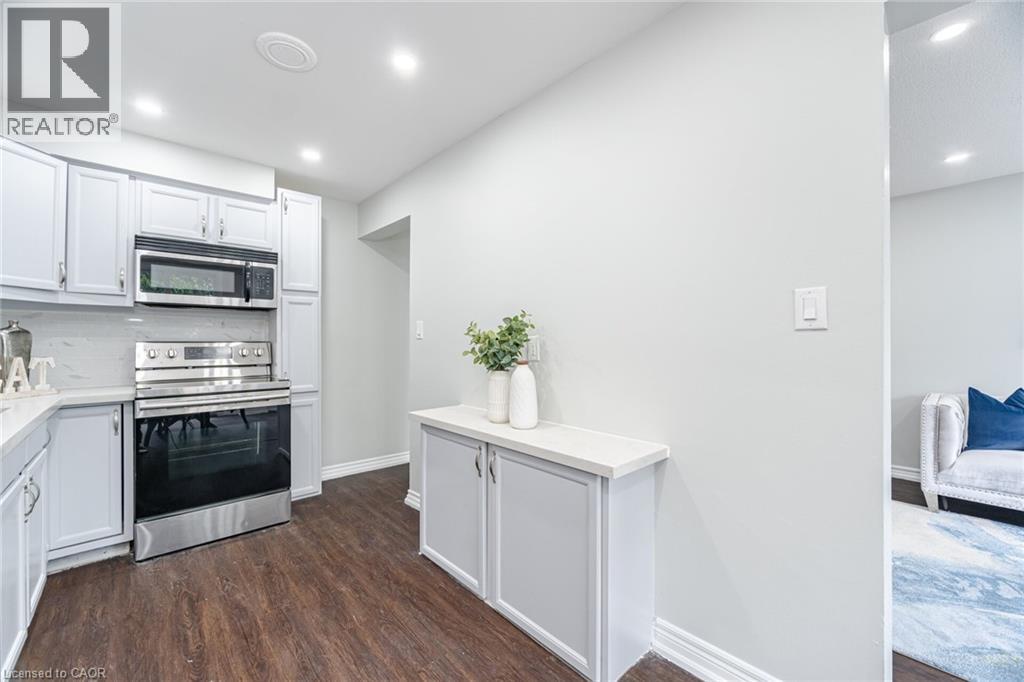 3525 Brandon Gate Drive Unit# 65, Mississauga, Ontario  L4T 3M3 - Photo 18 - 40764727