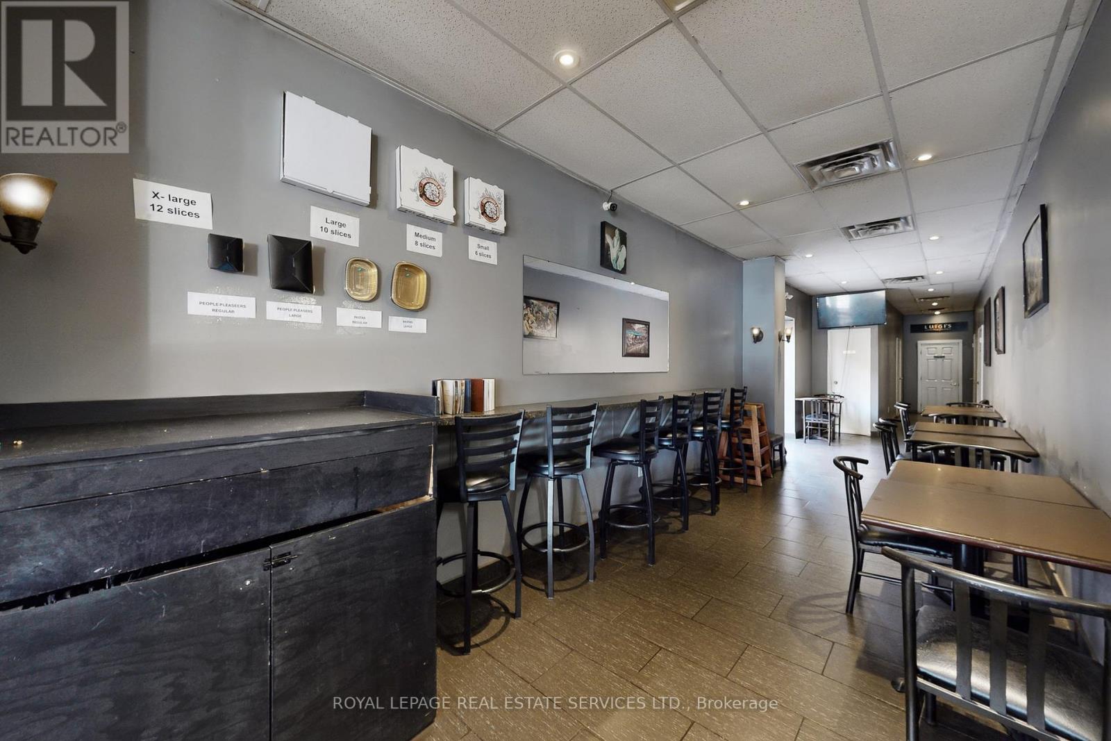 17 Commercial Street, Milton, Ontario  L9T 2H6 - Photo 10 - W12484633