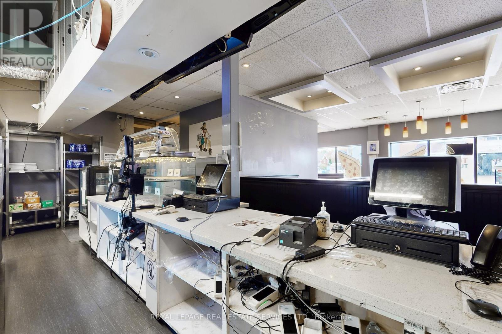 17 Commercial Street, Milton, Ontario  L9T 2H6 - Photo 16 - W12484633