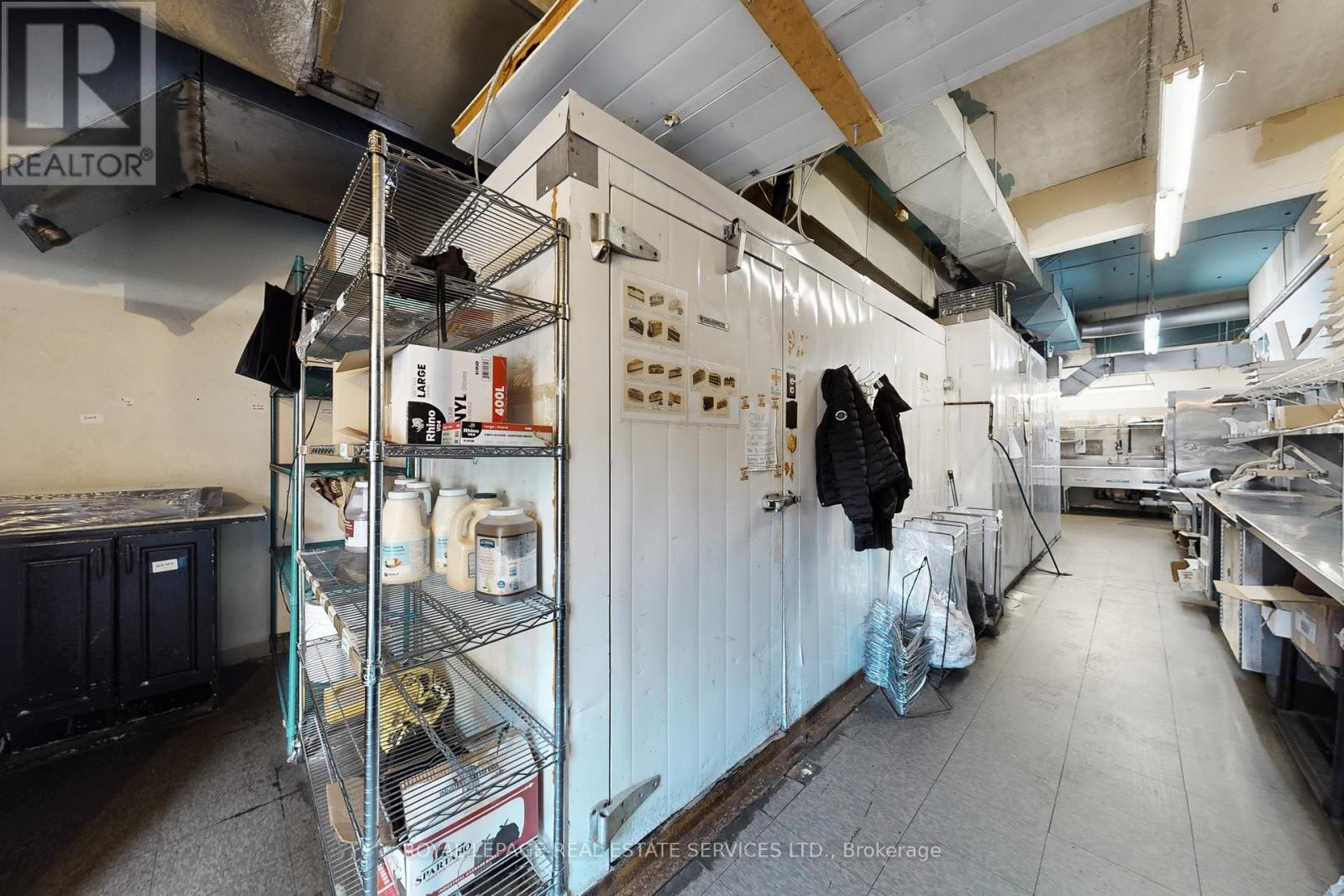 17 Commercial Street, Milton, Ontario  L9T 2H6 - Photo 32 - W12484633