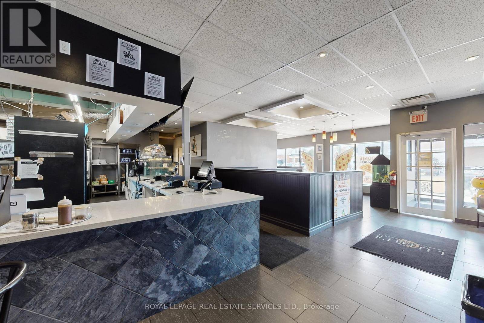 17 Commercial Street, Milton, Ontario  L9T 2H6 - Photo 6 - W12484633