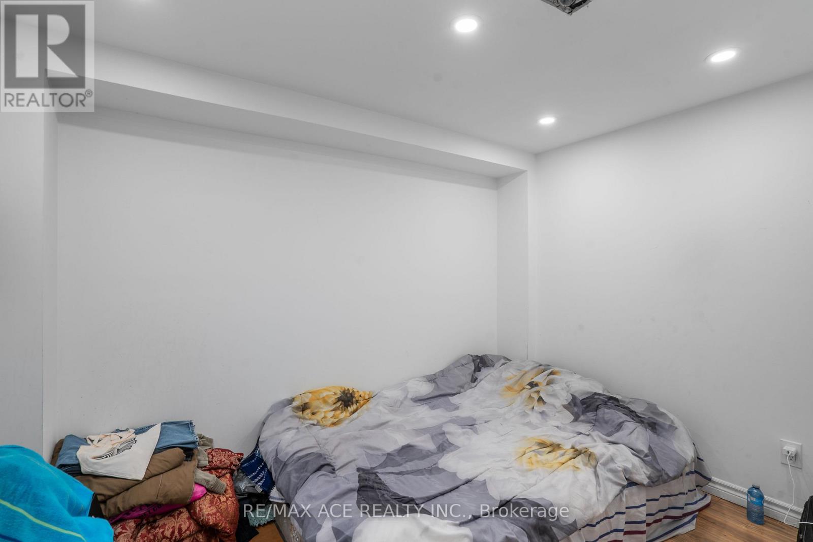 22 Apple Valley Way, Brampton, Ontario  L6P 0W4 - Photo 28 - W12484640