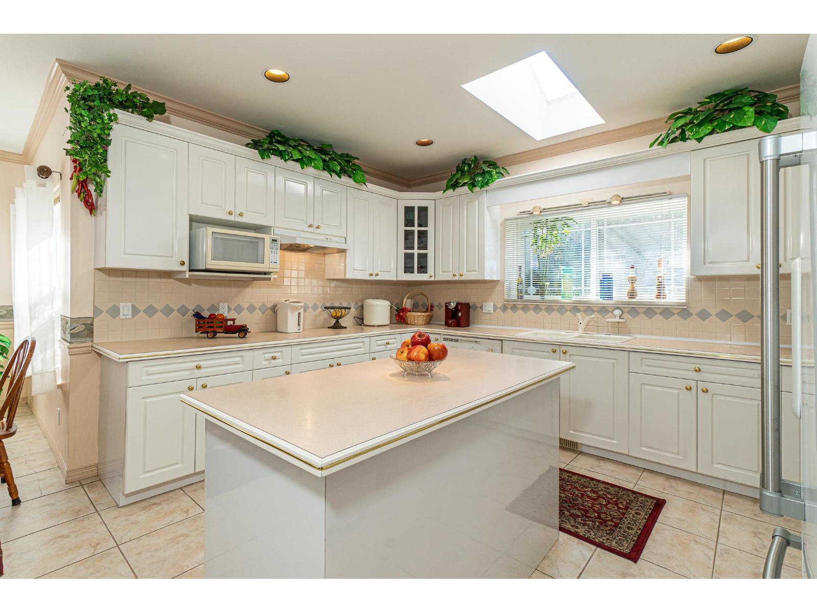 10970 155 Street, Surrey, British Columbia  V3R 0X6 - Photo 9 - R3062267