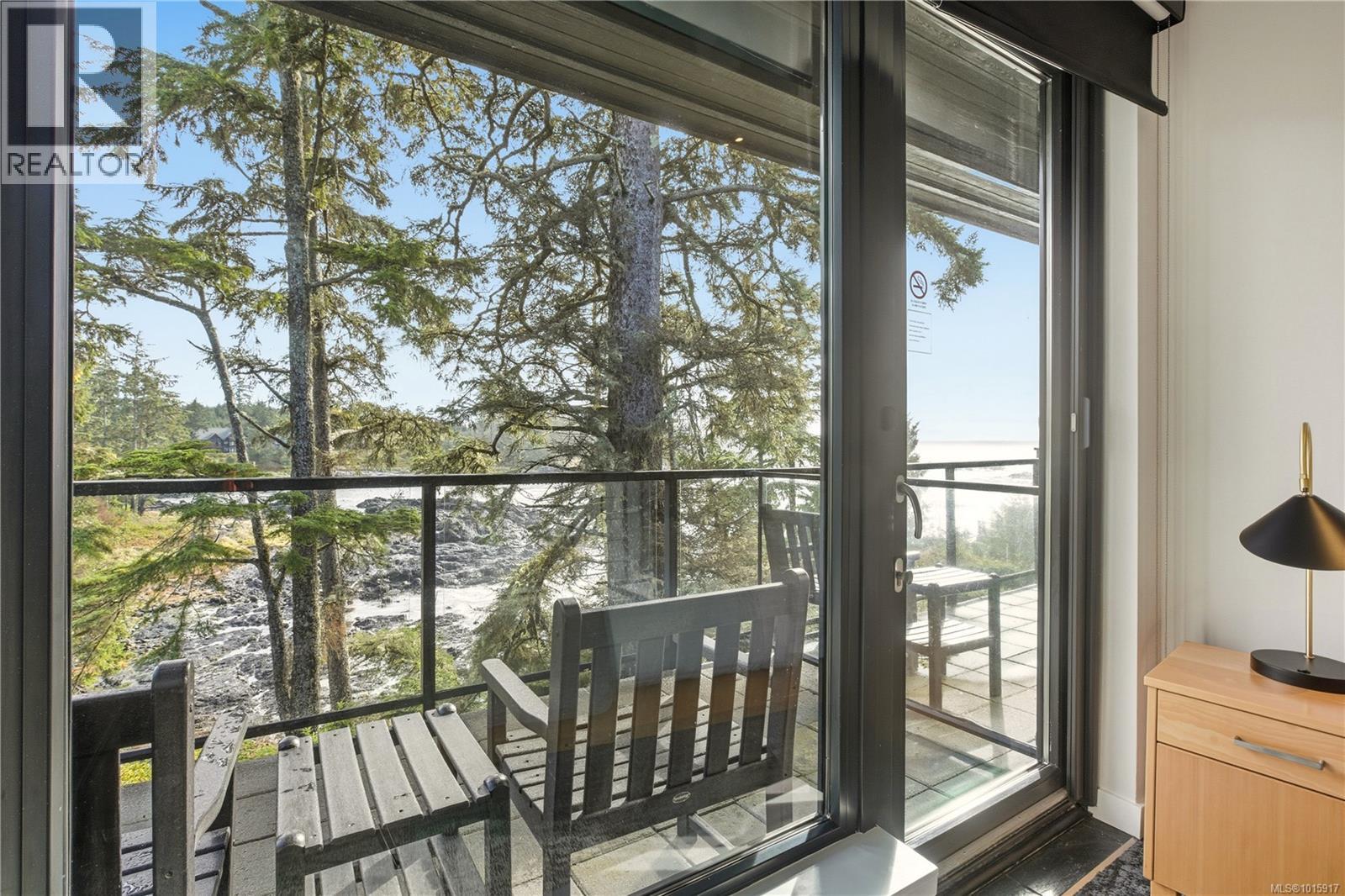 302 596 Marine Dr, Ucluelet, British Columbia  V0R 3A0 - Photo 2 - 1015917