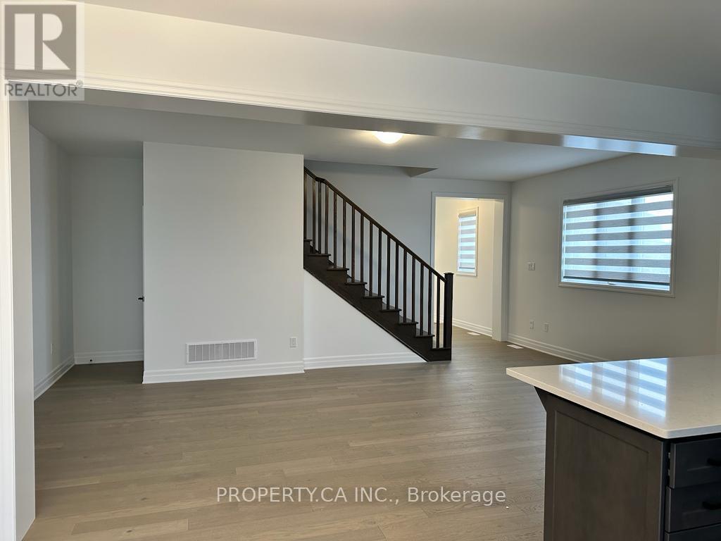91 Histand Trail, Kitchener, Ontario  N2R 0S2 - Photo 5 - X12484608