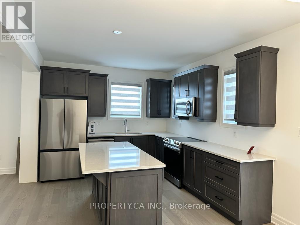 91 Histand Trail, Kitchener, Ontario  N2R 0S2 - Photo 7 - X12484608