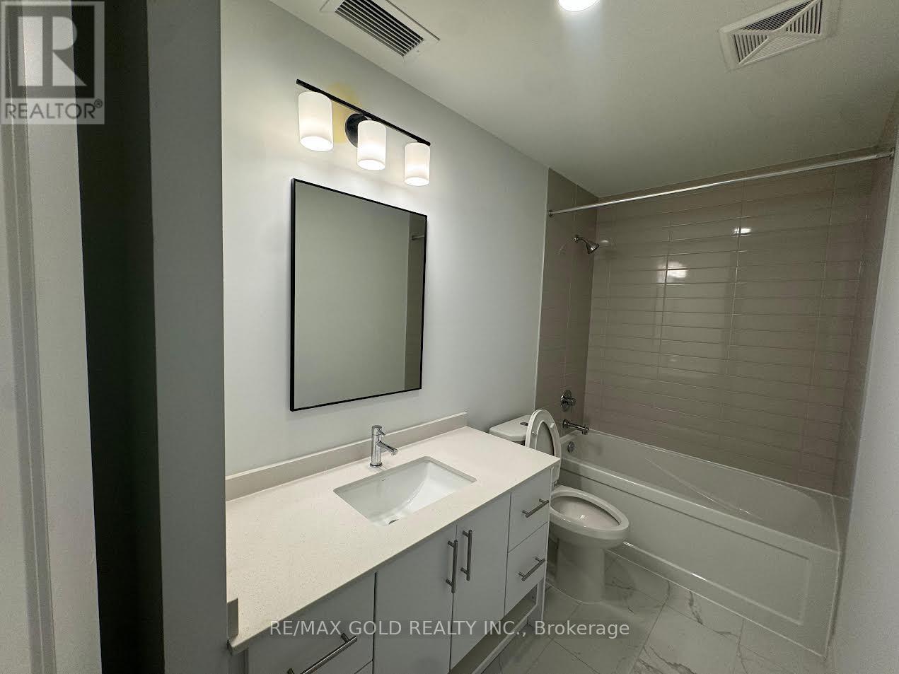 303 - 1333 Weber Street E, Kitchener, Ontario  N2A 1C2 - Photo 10 - X12484610