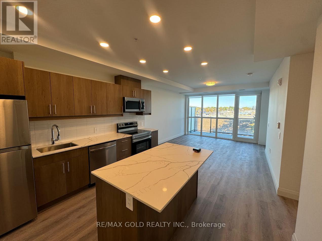 303 - 1333 Weber Street E, Kitchener, Ontario  N2A 1C2 - Photo 2 - X12484610